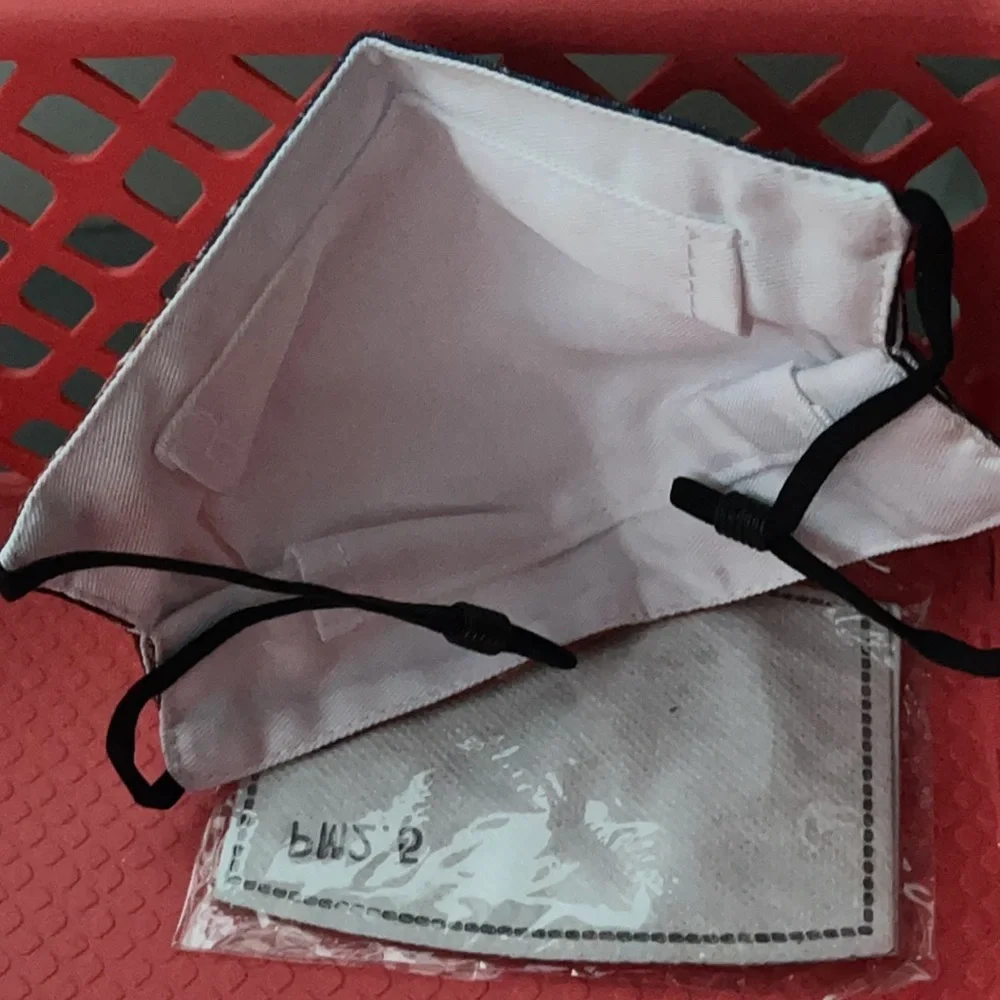 6/$20 New kid’s baseball face mask